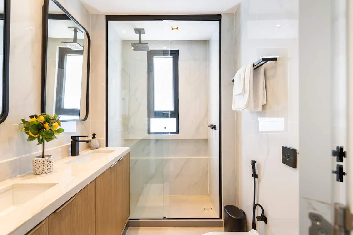 Guest Bedroom Suite