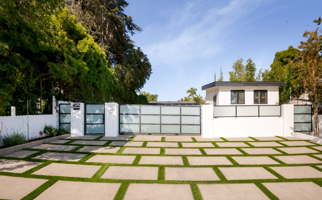 452 Pacific Palisades Estate