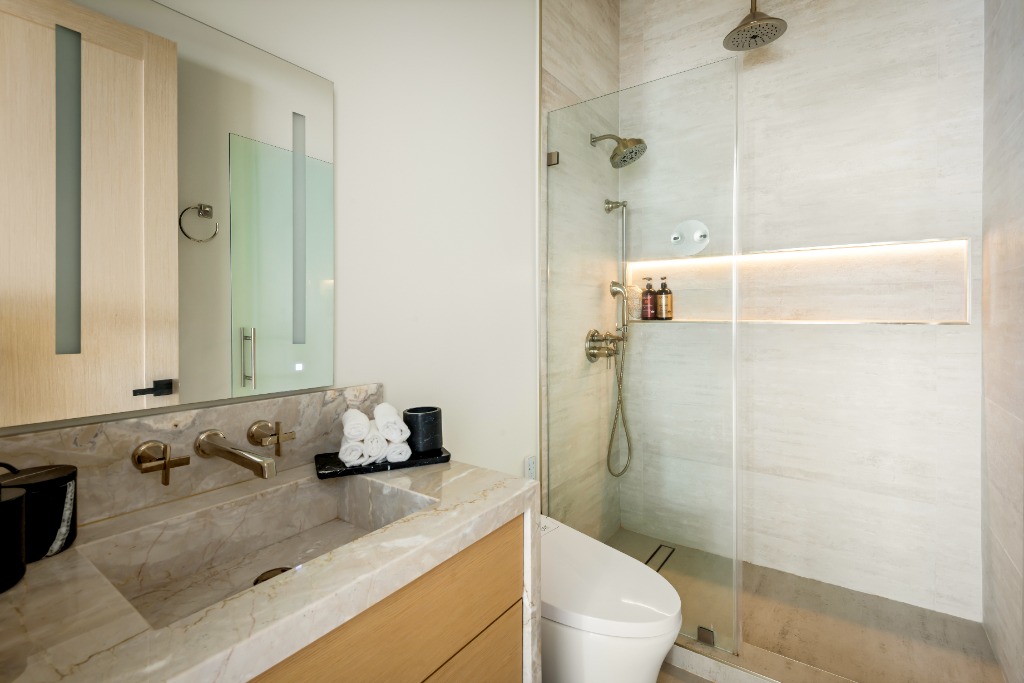 Luxury Spa Primary Suite